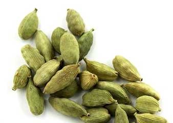 Fresh cardamom