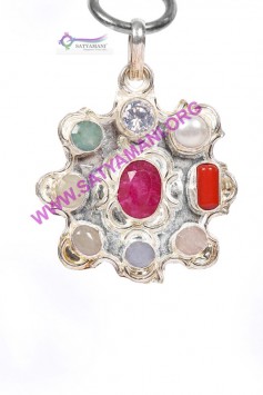 Satyamani Navgrah Pendant - For Nine Planets